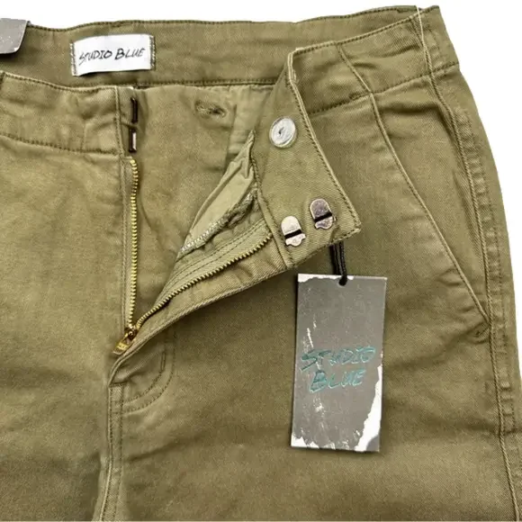 STUDIO BLUE Women's size 29 Military Olive mid-rise skinny pants NWT